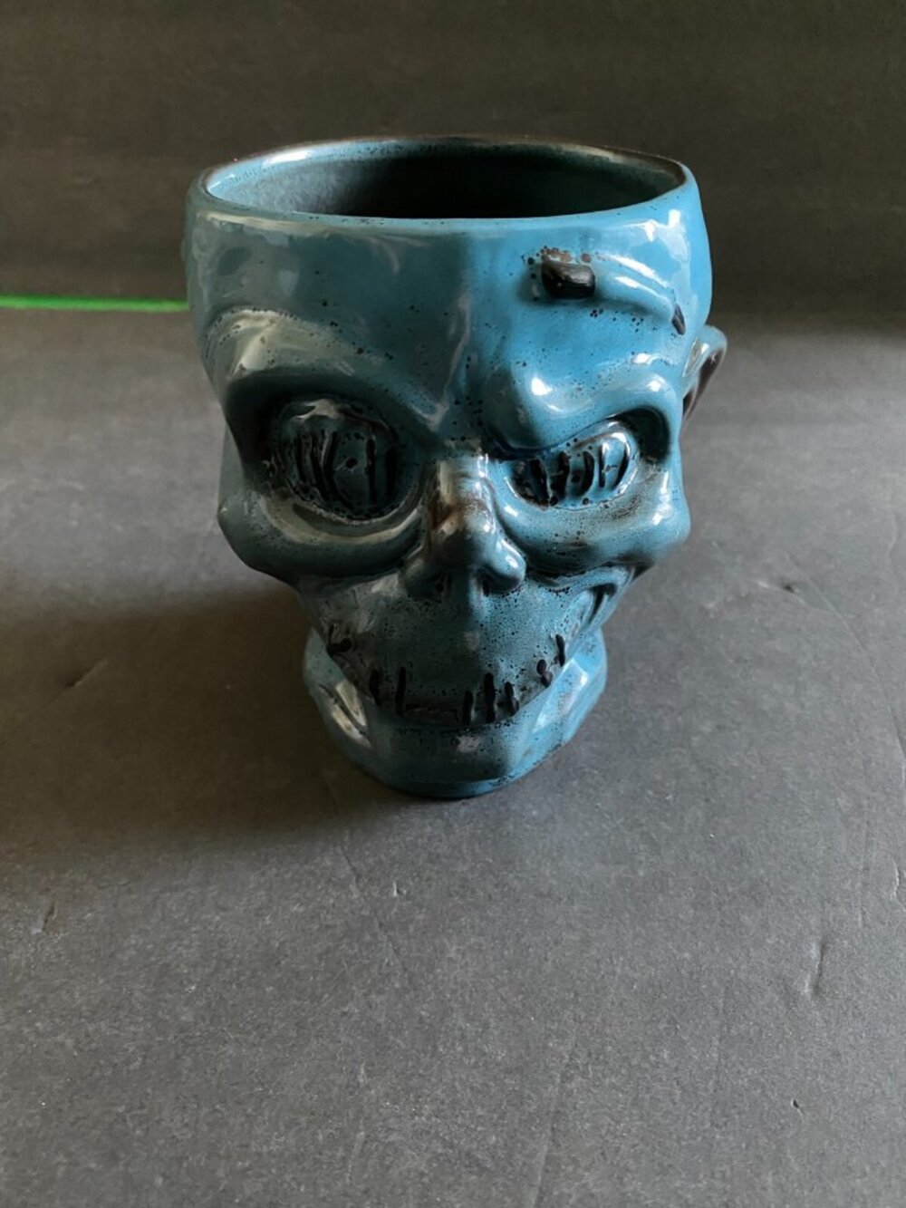 Trader Sams Enchanted Disney Tiki Bar Mug 1st Edition Shrunken Zombie Head Blue